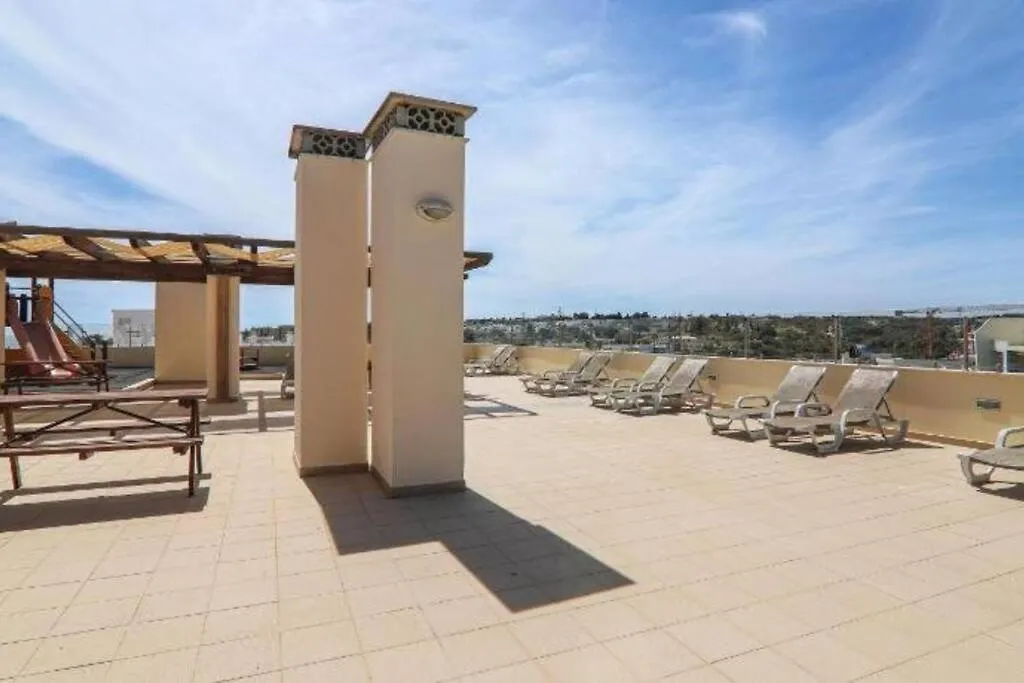 Ocean Terrace Apartment Armação de Pêra 0*,  Portugal